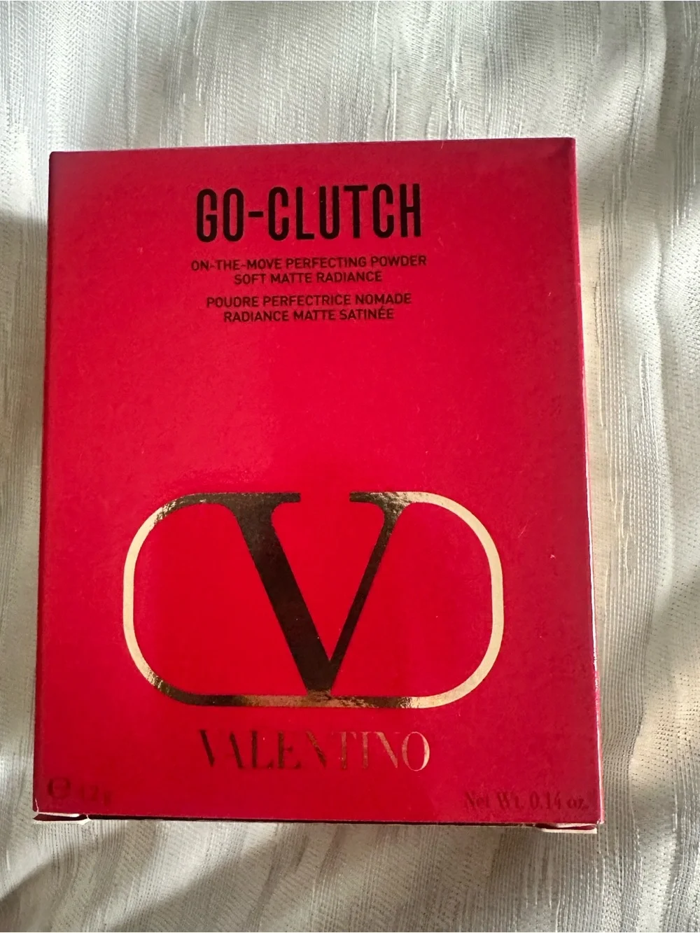 Valentino Garavani VLTN Refillable Finishing Powder Compact -